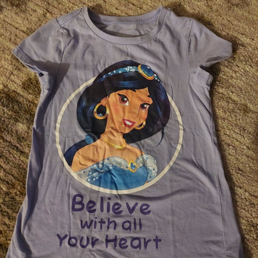 Girls tshirt